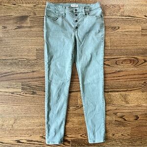 Madewell High-Rise Skinny Jeans, Garment-Dyed Button-Front Edition | Size 31T